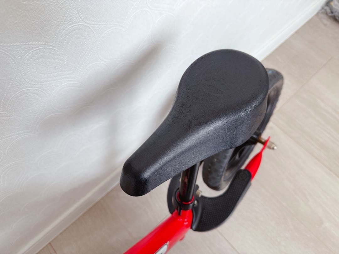 【美品】ストライダー スポーツモデル 12インチ 赤 レッド