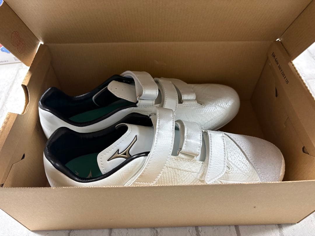 Mizuno ホワイト スパイクシューズ