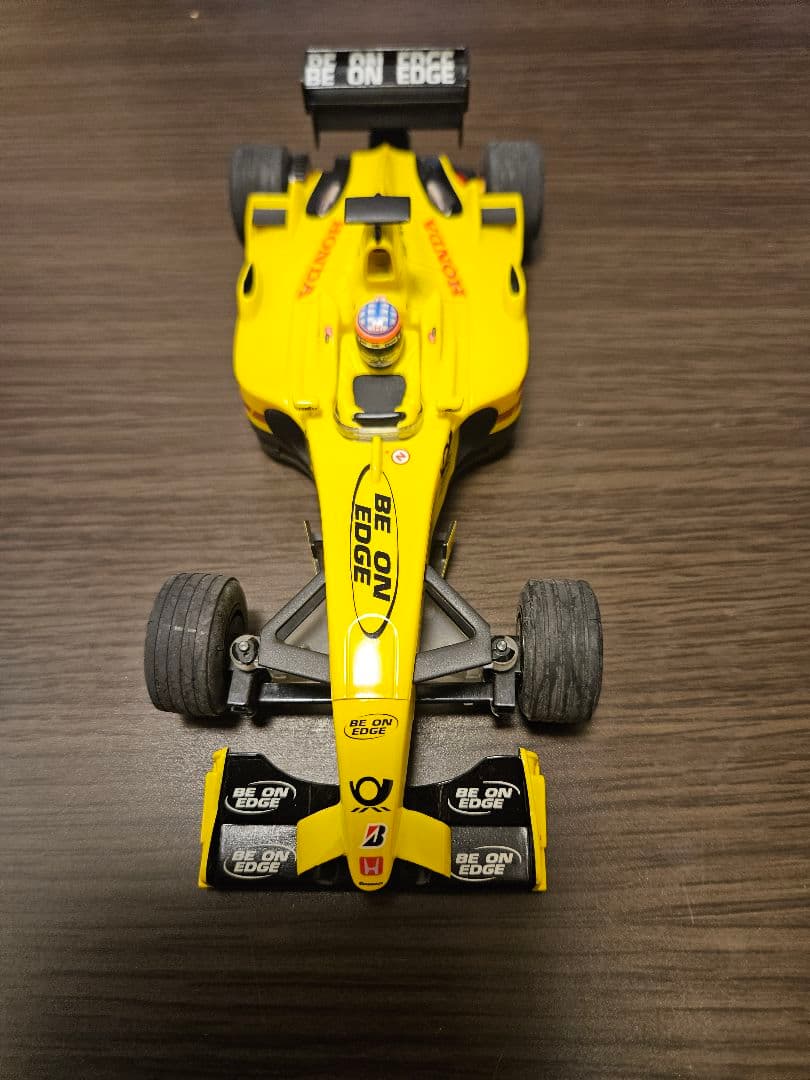 希少 販売終了佐藤琢磨モデル 京商ミニッツF1 シャーシ&ボディセット
