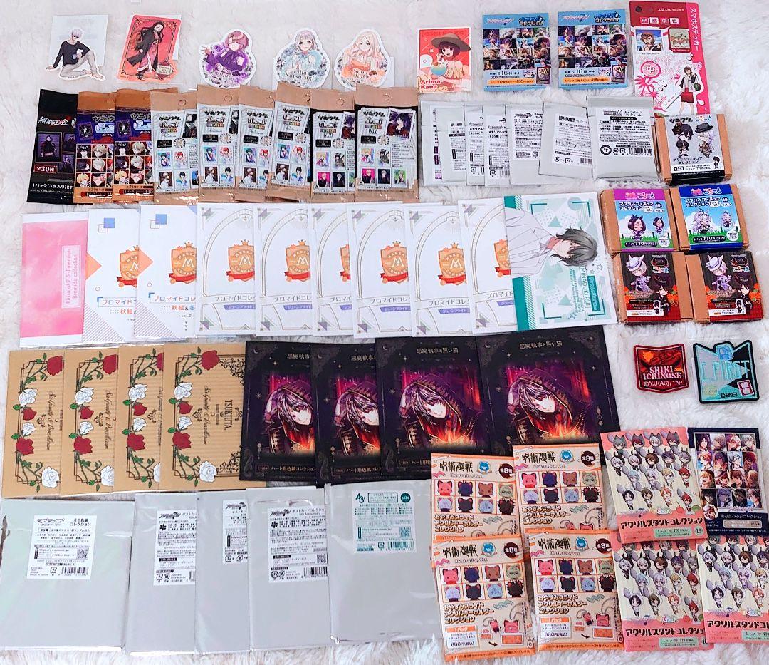 大特価 大人気 アニメ グッズ アクリルスタンド 缶バッジ紙類雑貨大量まとめ売り