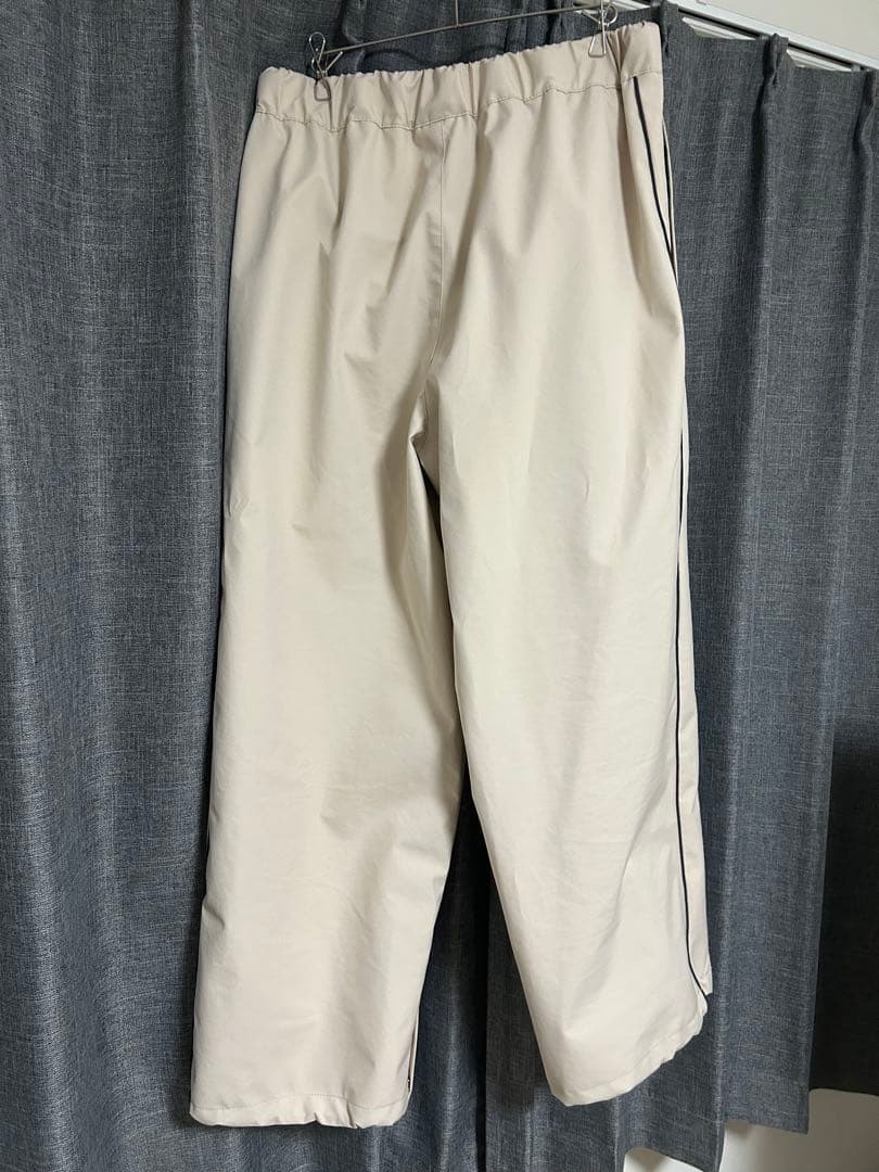 HIMASS MANIA クリームベージュ