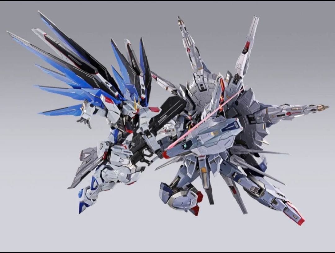 L BUILD フリーダムガンダム ＋プロヴィデンスガンダム