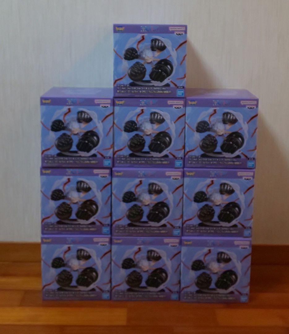 ルフィ　ギア5　白い銃乱打　ワールドコレクタブル SPECIAL