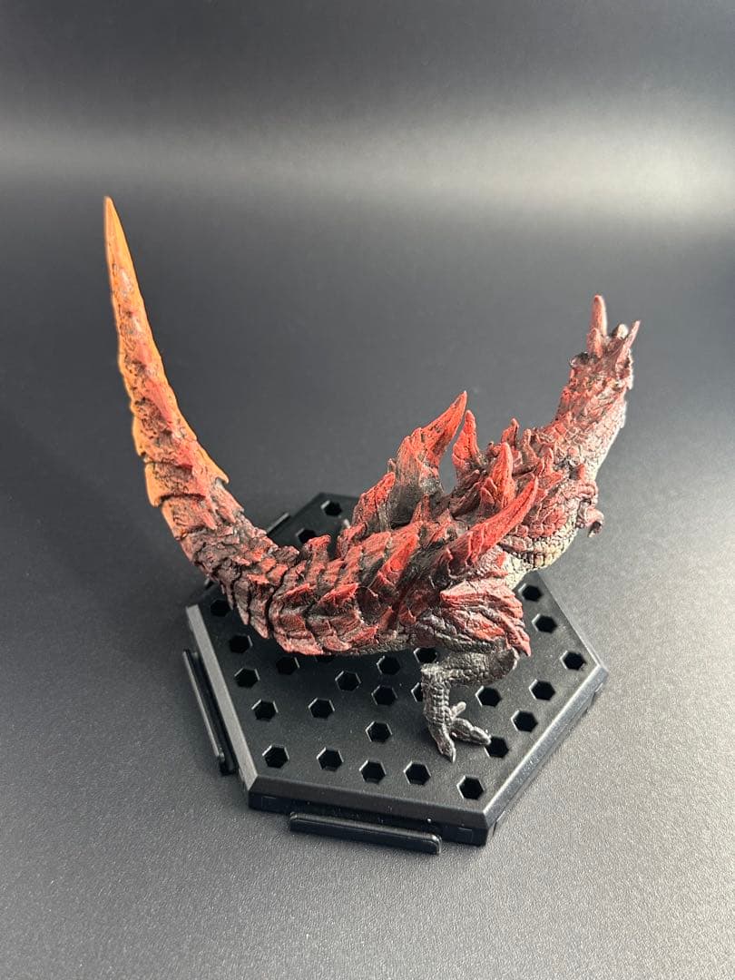 RKA　モンスターハンター　フィギュア　滅刃ディノバルド&青電主ライゼクス