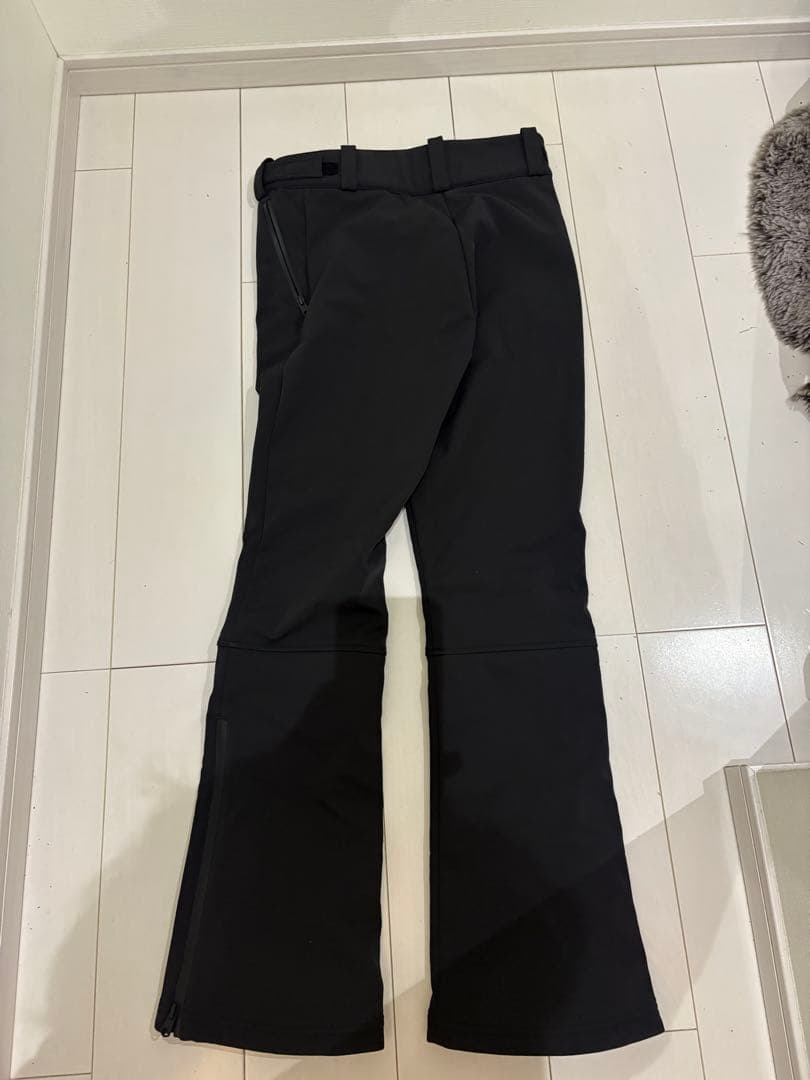 新品　ZARA スキーウェア パンツ M