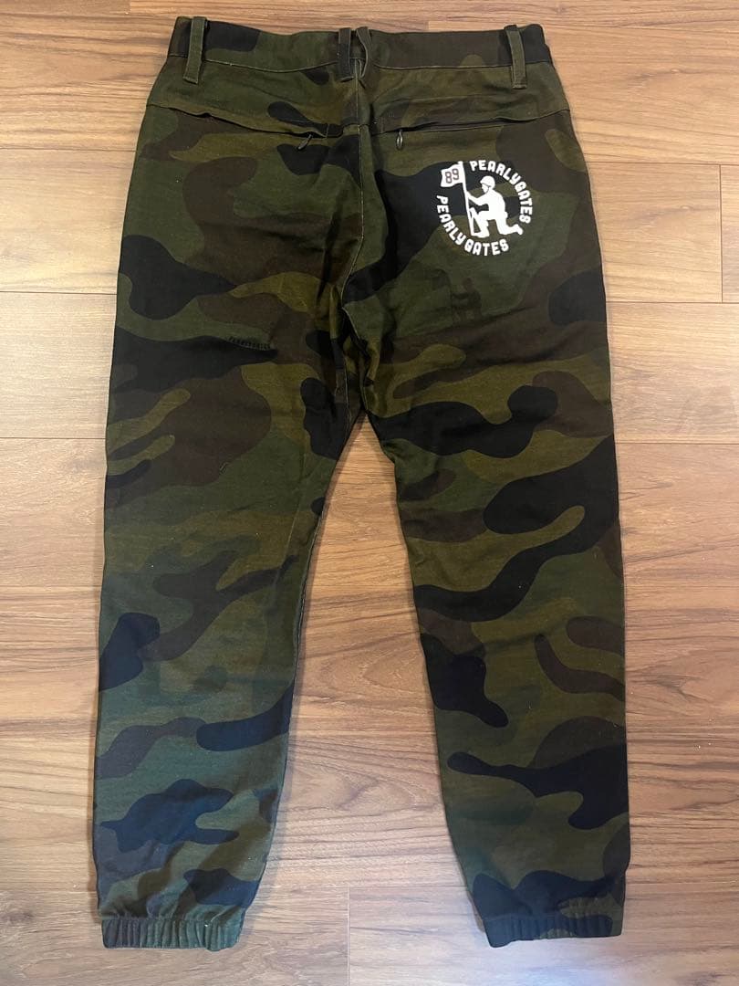 迷彩 ジッパーポケット付きパンツ（パーリーゲイツ）