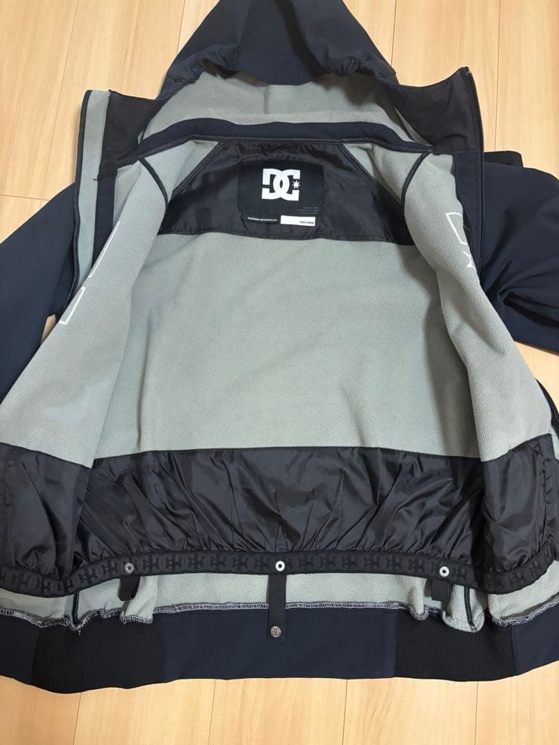 DC スノーボードウェア　large 150〜160