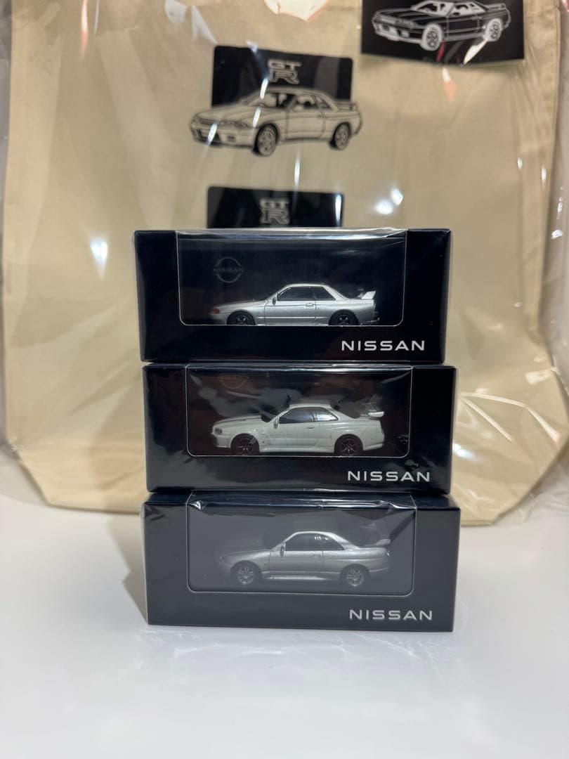 ジャパンモビリティショー福岡限定Nissan スカイラインGT-R 1\64