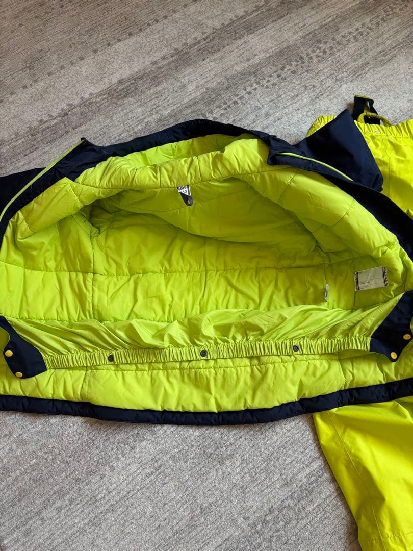 モンベル　スノーウェアKid's 150