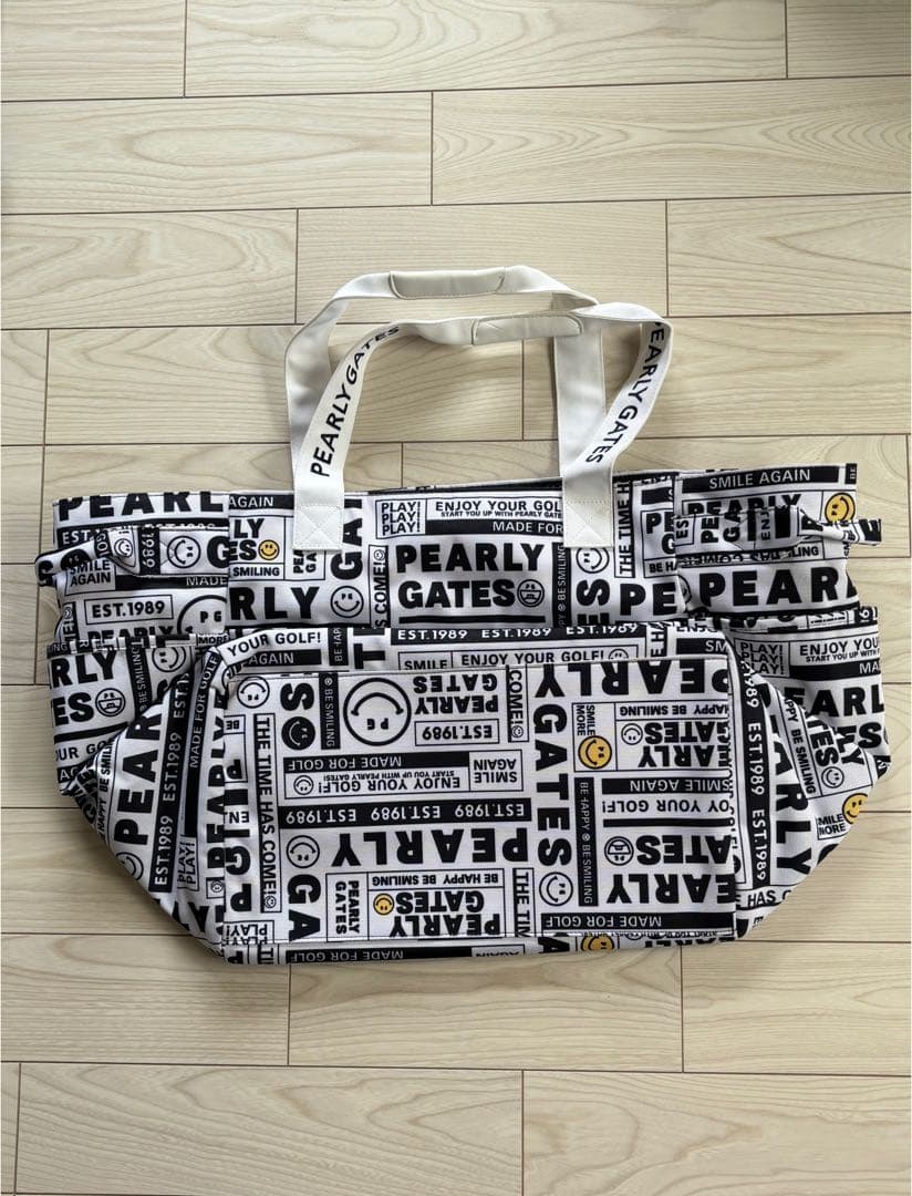 パーリーゲイツ　ロッカーバック　ニュースペーパー柄