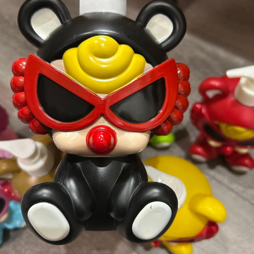 ヒステリックミニ　１３点セット　ポンプディスペンサー　鉛筆削り　ケース