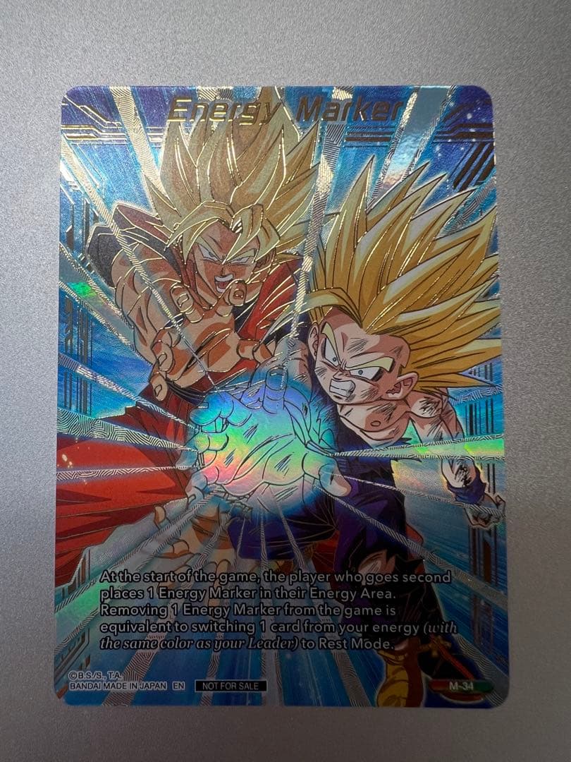 ドラゴンボール超カードゲーム　M-34 エナジーマーカー　孫悟空　孫悟飯　英語