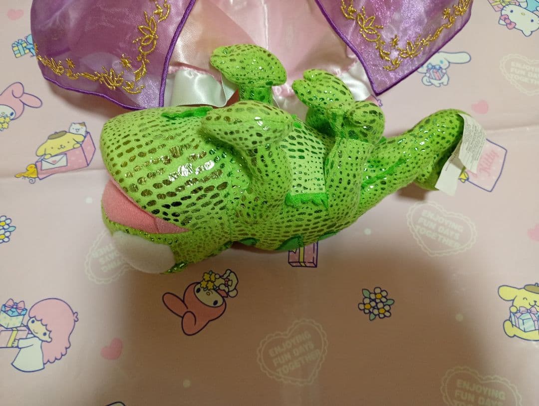 ウエルカムボード　ユニベア　ラプンツェルコスチューム付き　パスカル付き