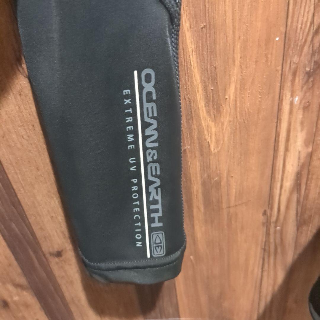 フードキャップ　長袖ラッシュガード ラッシュOCEAN&EARTH