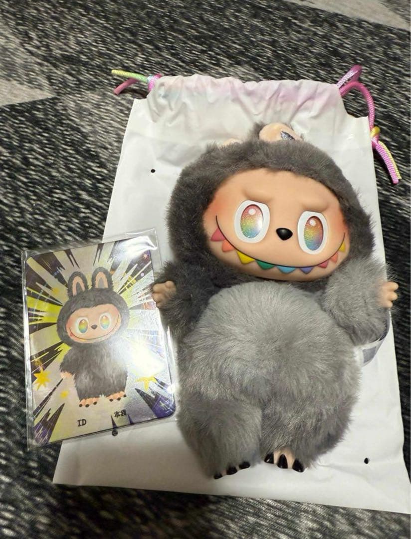 ラブブ POP MART ビッグイントゥエナジー シークレット ぬいぐるみ