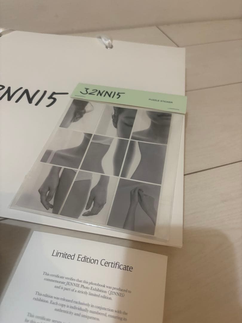 JENNIE ジェニ Photobook popupフォトブック j2nni5