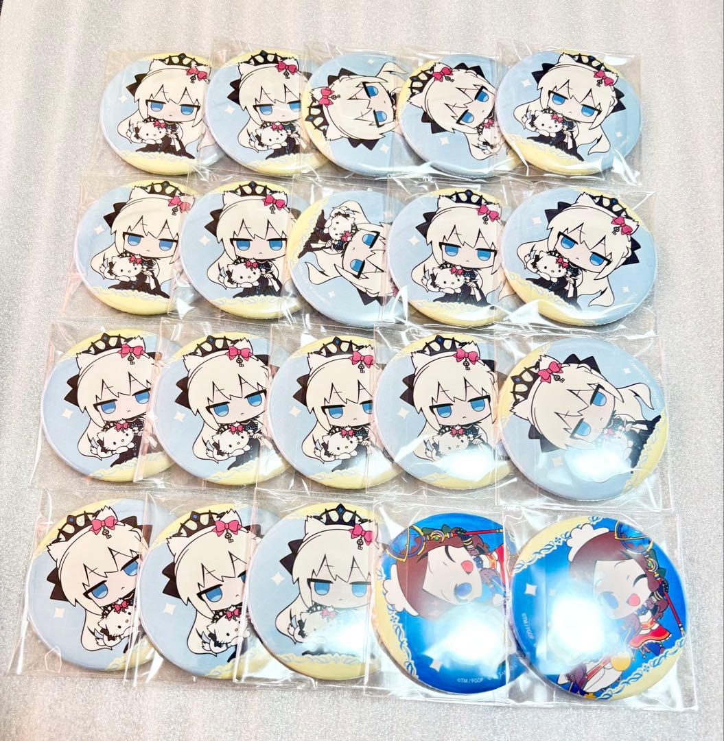 fgo サンリオ　缶バッジセット　モルガン&ダヴィンチ