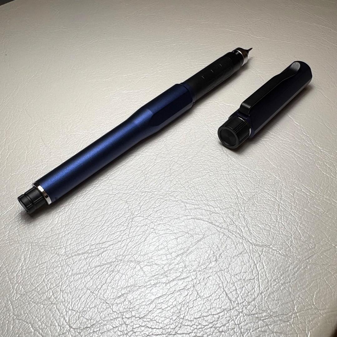 クルトガダイブ　限定色ムーンナイトブルー