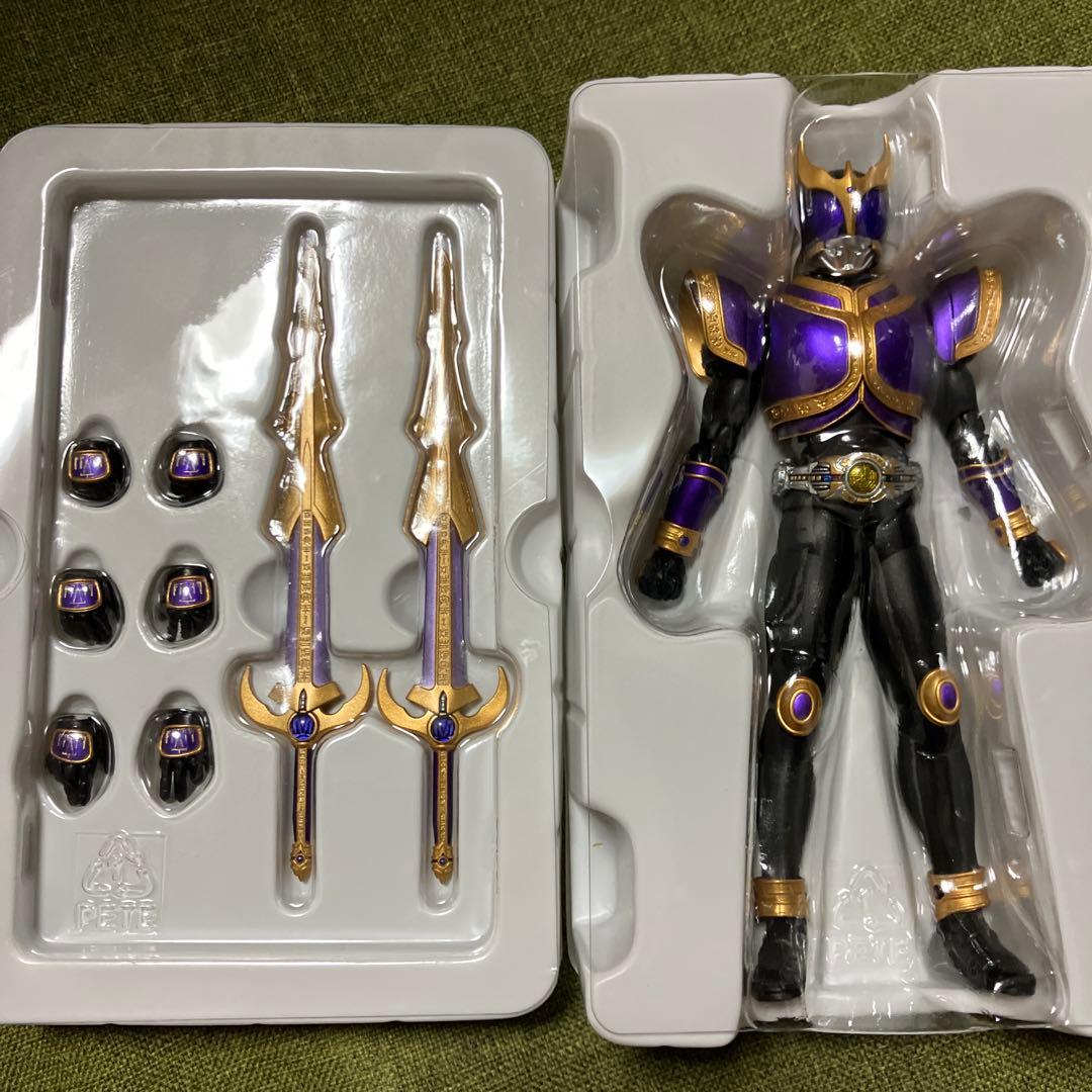 仮面ライダークウガ ライジングタイタン 真骨彫