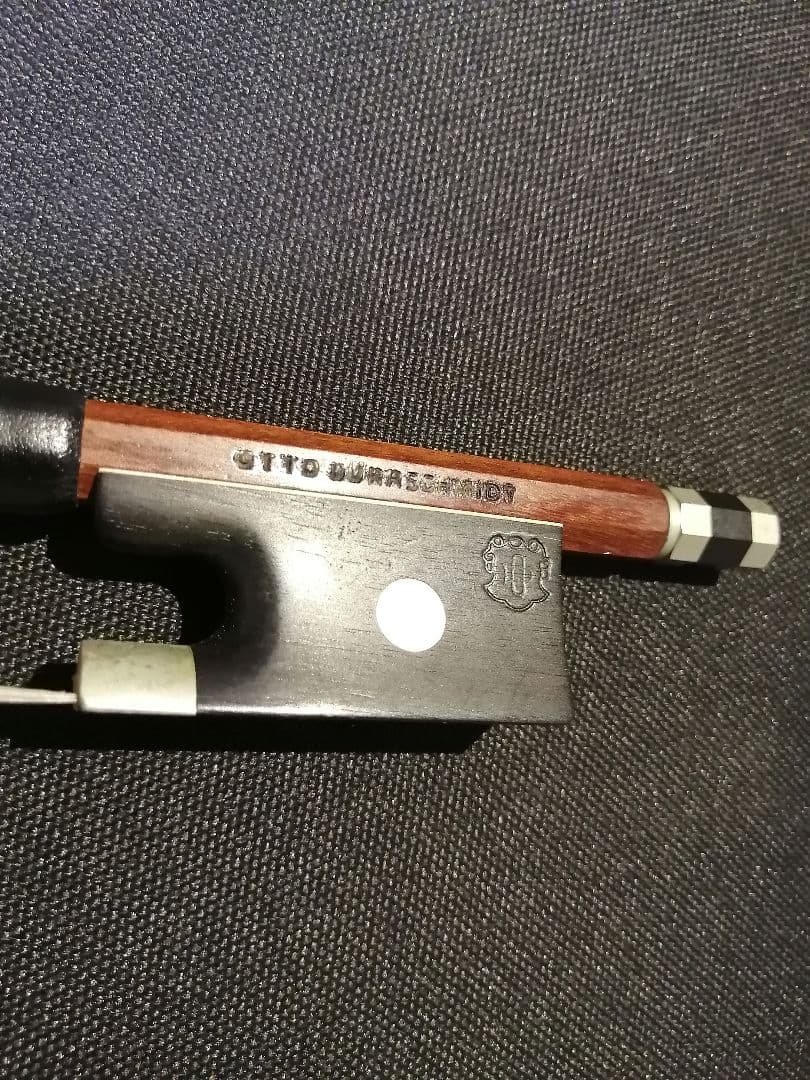 ヴァイオリン　弓　(a german violin bow)