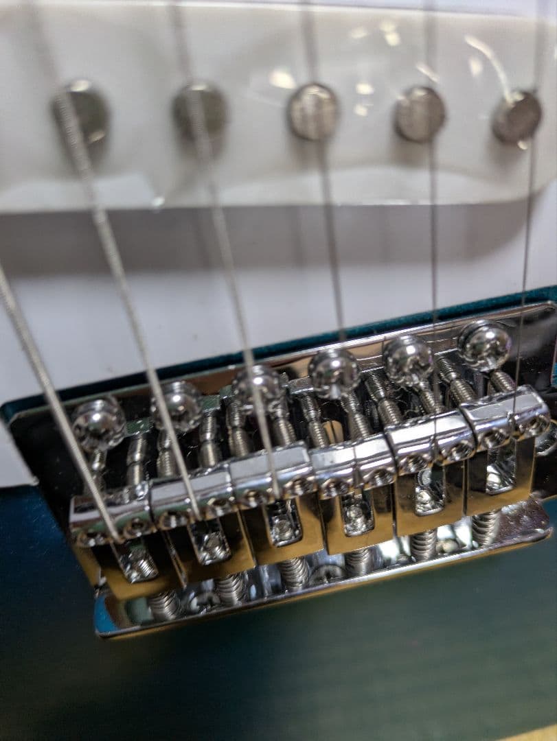 フォトジェニック　エレキギター　ストラトキャスタータイプ　ライトブルーメタリック