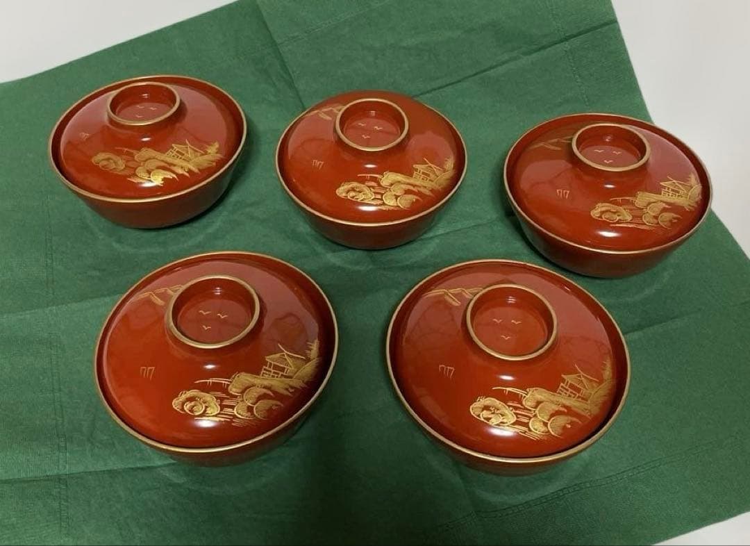 赤い漆器金彩蓋付き椀 5個セット紙箱付き