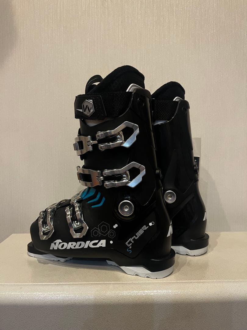 新品　ノルディカ(NORDICA) スキーブーツ 24.5cm バックルブーツ