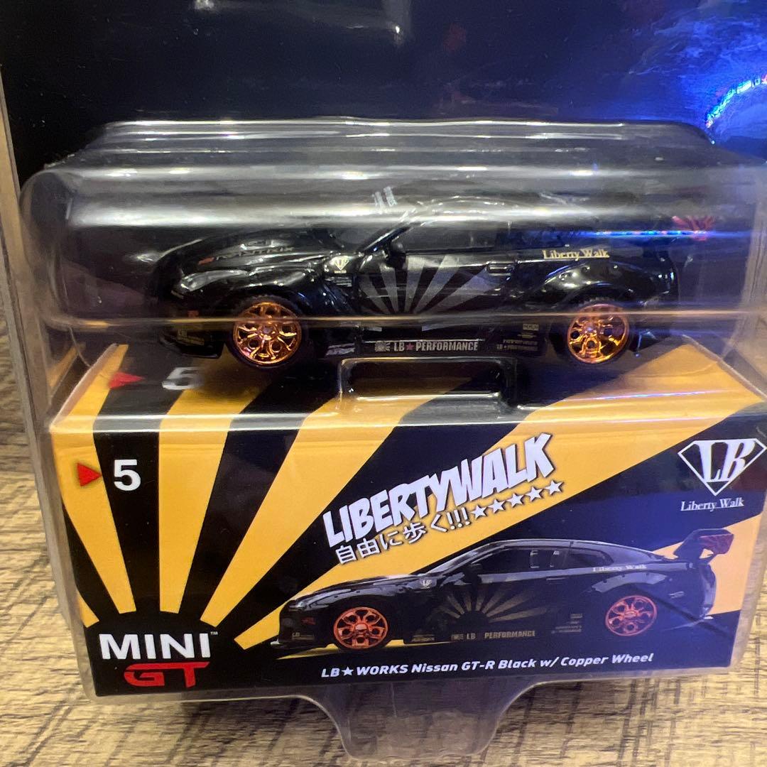 LB☆WORKS Nissan GT-R Blacks ミニカー