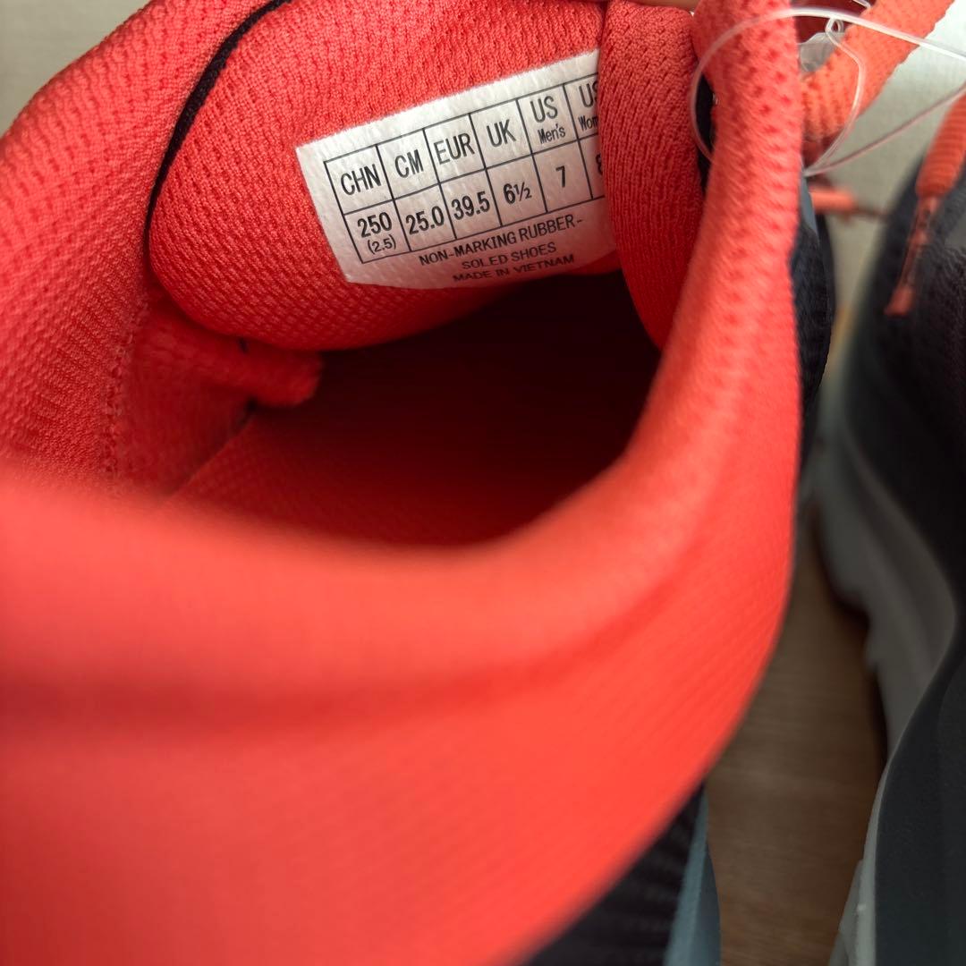 25cm　ヨネックス　ランニング セーフラン 200X SHR200XM