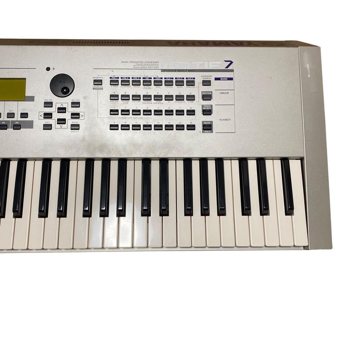 【現状品　音出OK】YAMAHA MOTIF7 シンセサイザー　キーボード