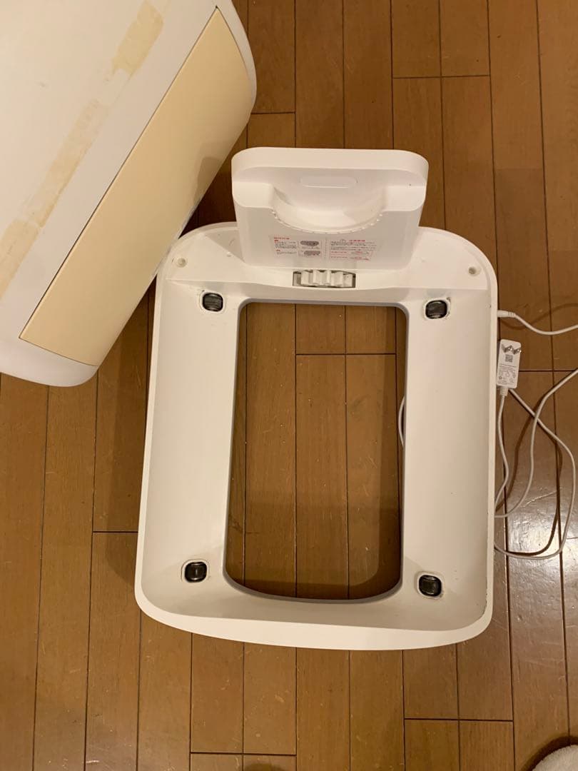 中古ネコ　全自動スマートトイレ