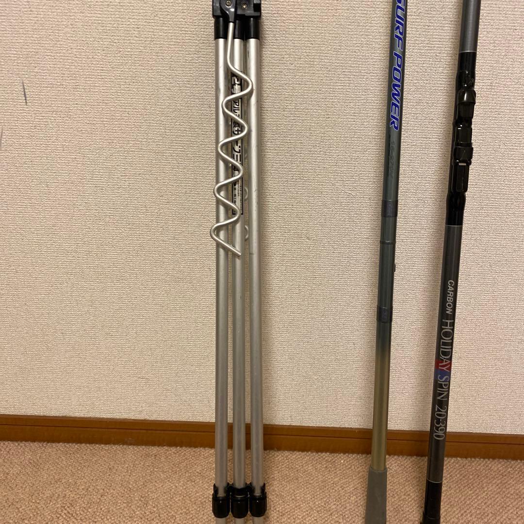 メーカー品　シマノホリデースピン、ダイワDZサーフパワー、第一精工サーフ三脚￼