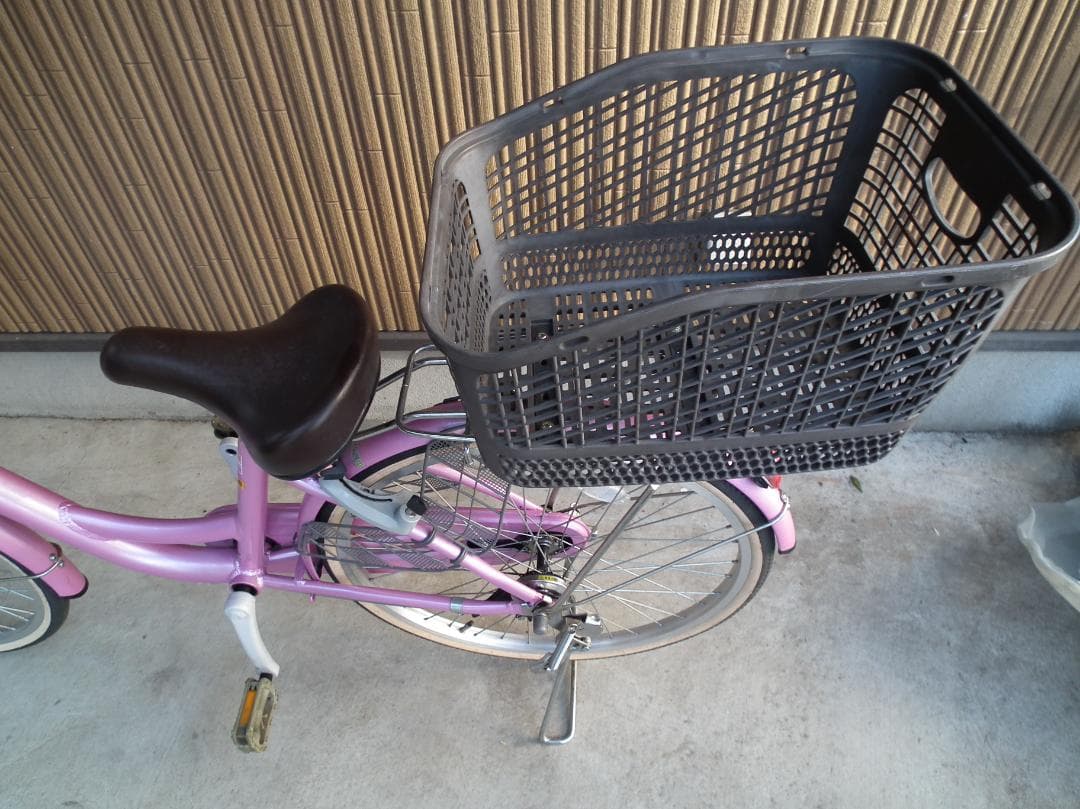 お引き取り限定　婦人用自転車　２４インチ　 前後バスケット付き