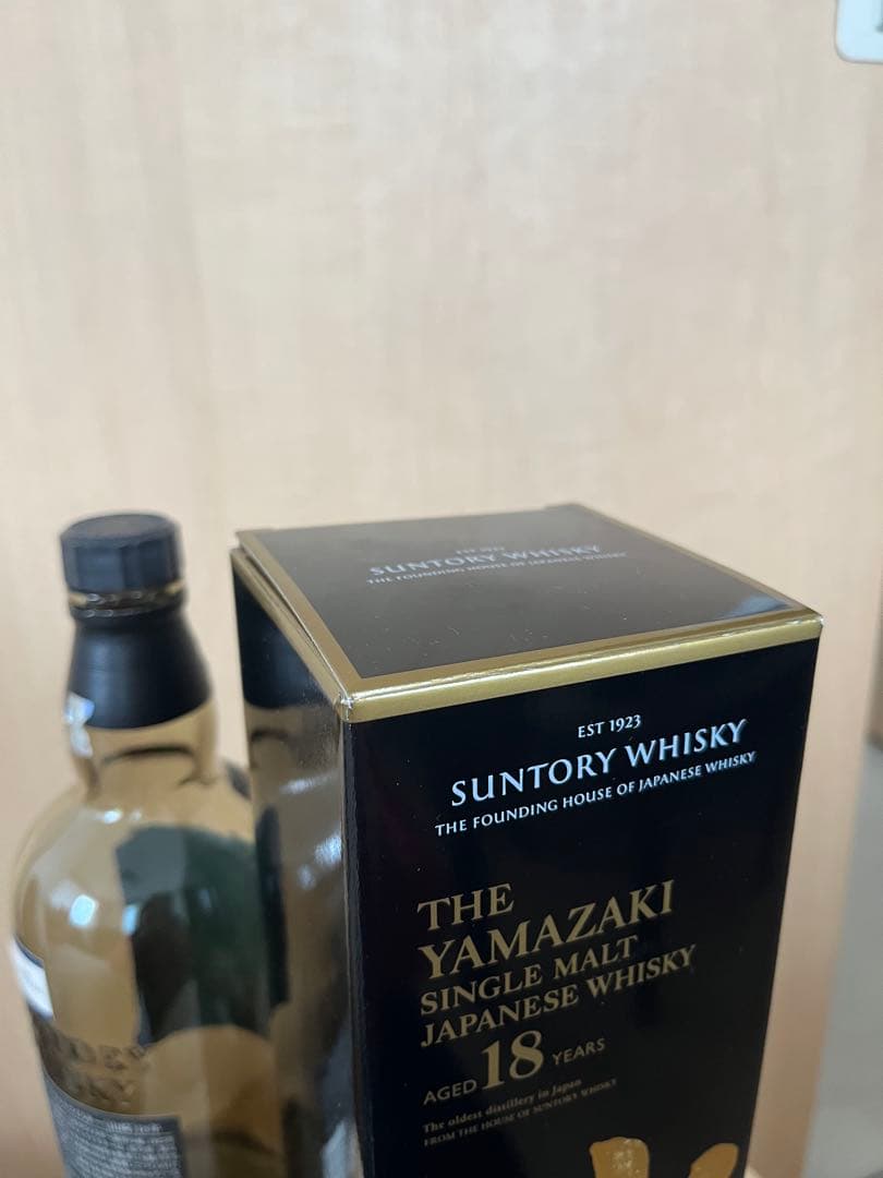 山崎 18年 シングルモルトウイスキー 700ml 空瓶⭐︎空箱