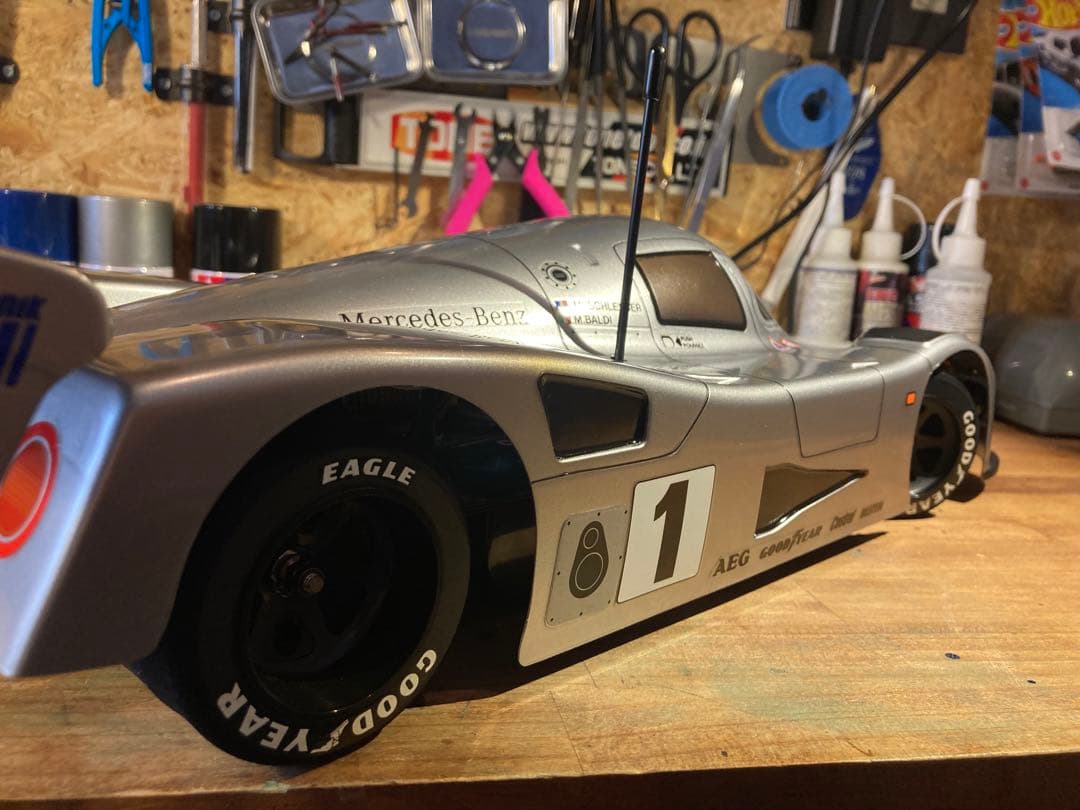 タミヤ　Cカー メルセデスベンツC11 ブリリアントシルバーマグノナイトステージ