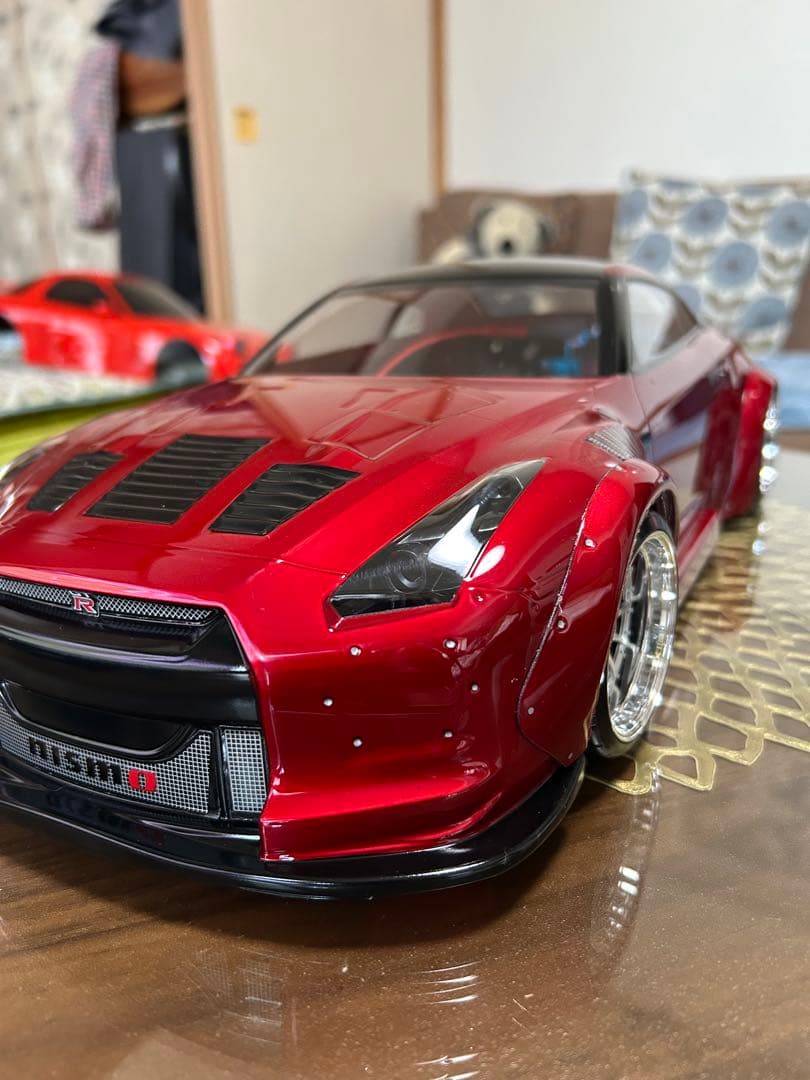 スカイラインGT-Rラジコンボディ1/10 タミヤ　塗装済み、未使用品。