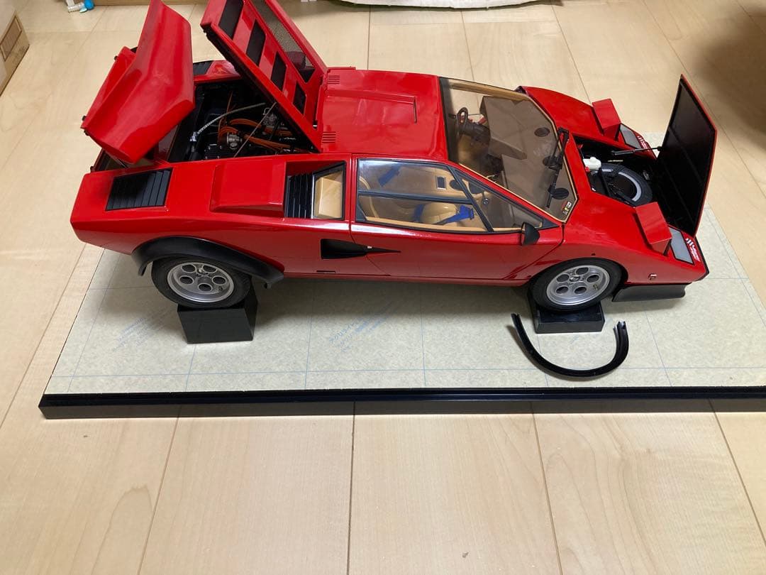 デアゴスティーニランボルギーニ・カウンタック 1/10スケール　ジャンク品です！
