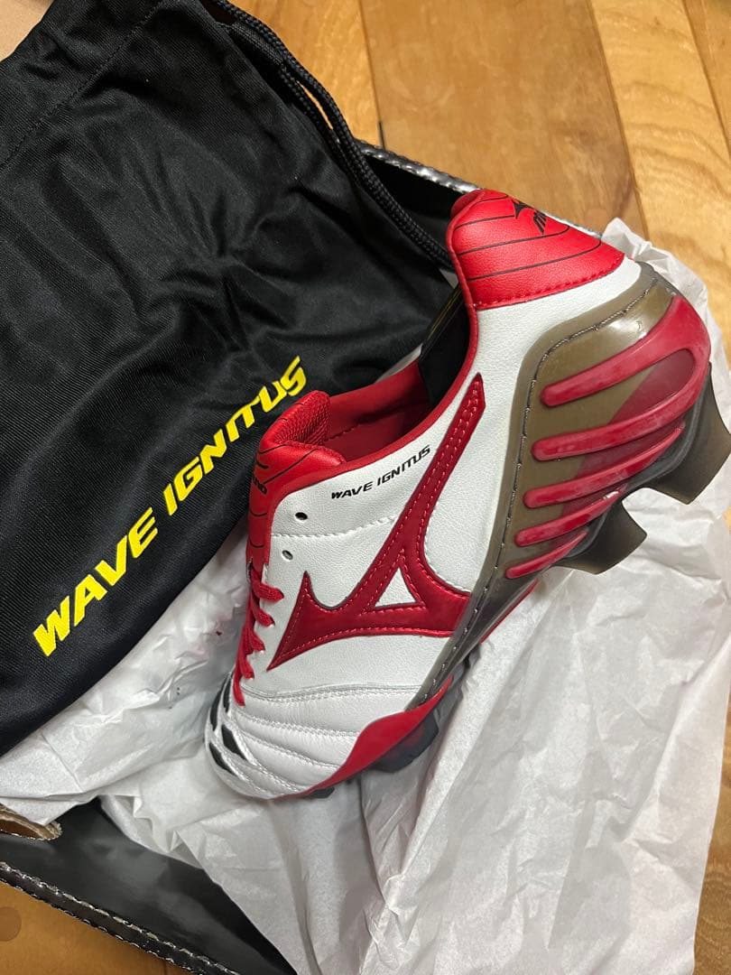 新品　超激レア　廃盤品　ミズノ　ウェーブイグニタス2MD 26 モレリア