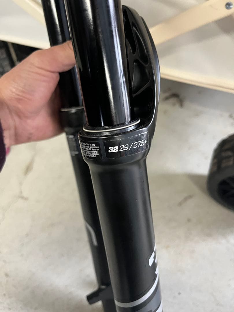 シバさん専用FOX 32Rhythm 120mm 110ブースト