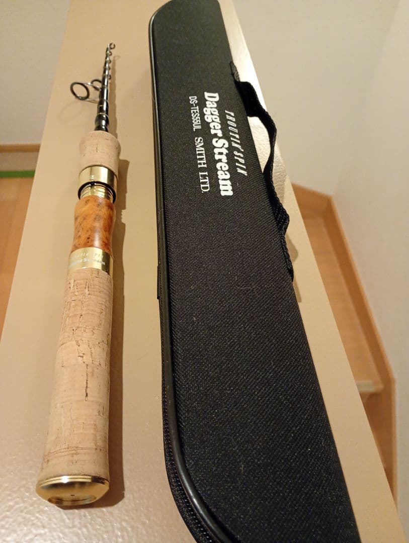 最終価格スミストラウティンスピンDagger Stream DS-TE555UL