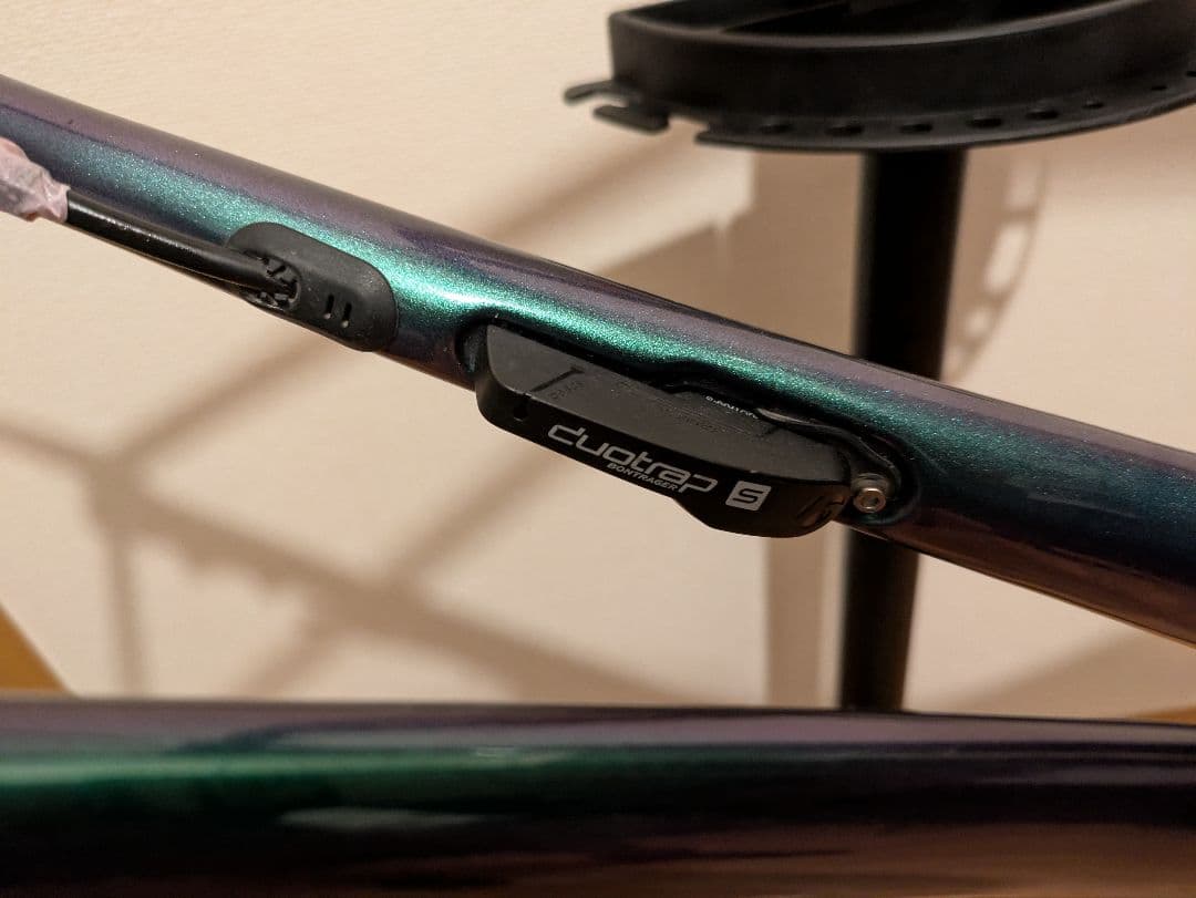 今月いっぱいで一旦終了予定Trek ÉMONDA SL 5ディスクフレームセット