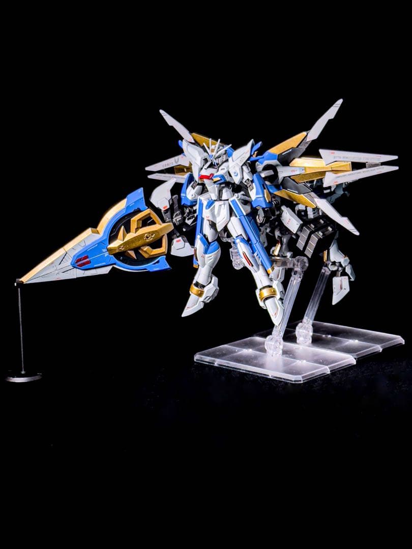 HG 1/144 ライジングフリーダムガンダム ミキシング 塗装済み完成品