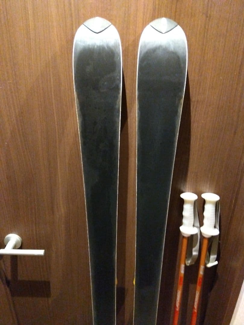 高級【ハイエンド】 SALOMON 男女兼用 スキーセット メンテ・WAX済み✔