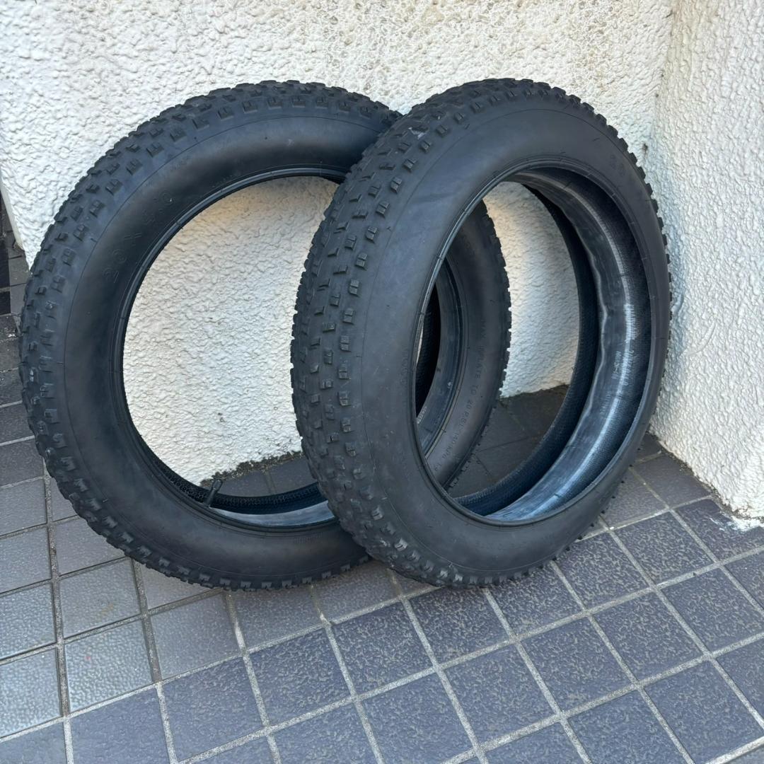ファットタイヤ CHAOYANG 20×4.0 チューブ付き 程度良好山アリ