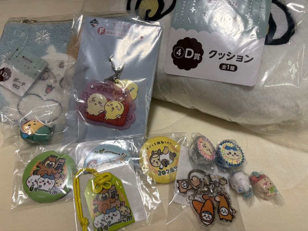 コンバースちいかわ黒1種　ちいかわ　エニマイくじ　その他キーホルダー類