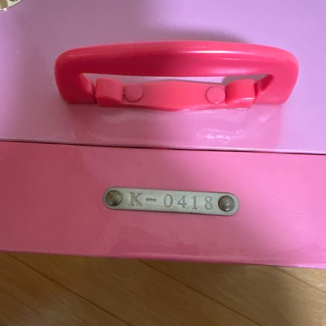 希少ハローキティ 1997年限定非売品 シリアルナンバー入り トランク付き