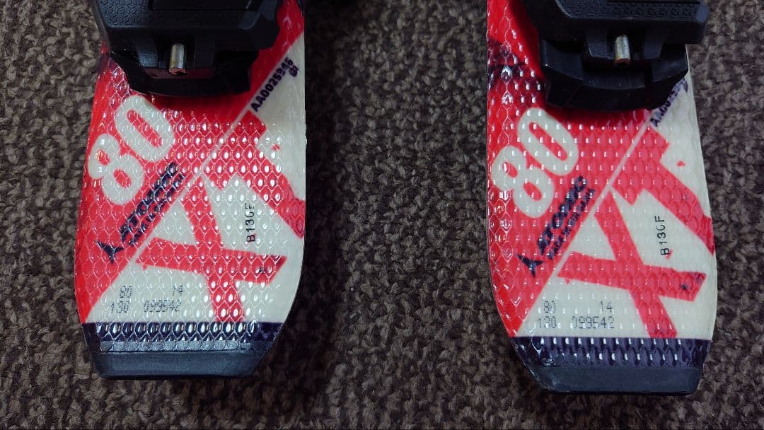 Atomic Redster XT ジュニアスキー 80cm バインディング付き