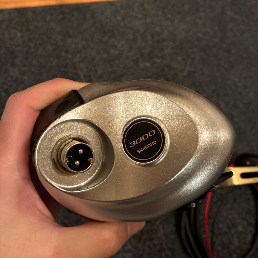 シマノ　プレミオ　3000 電動リール