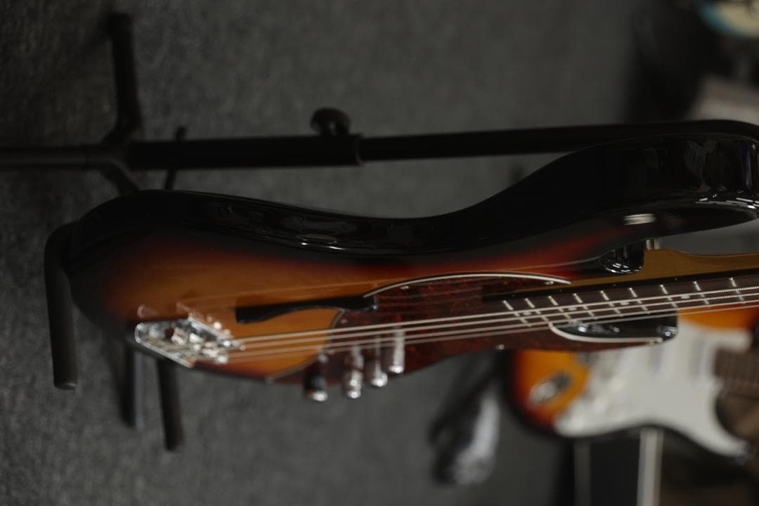 【9034】 Line6 Variax Bass 700 バリアックス ベース