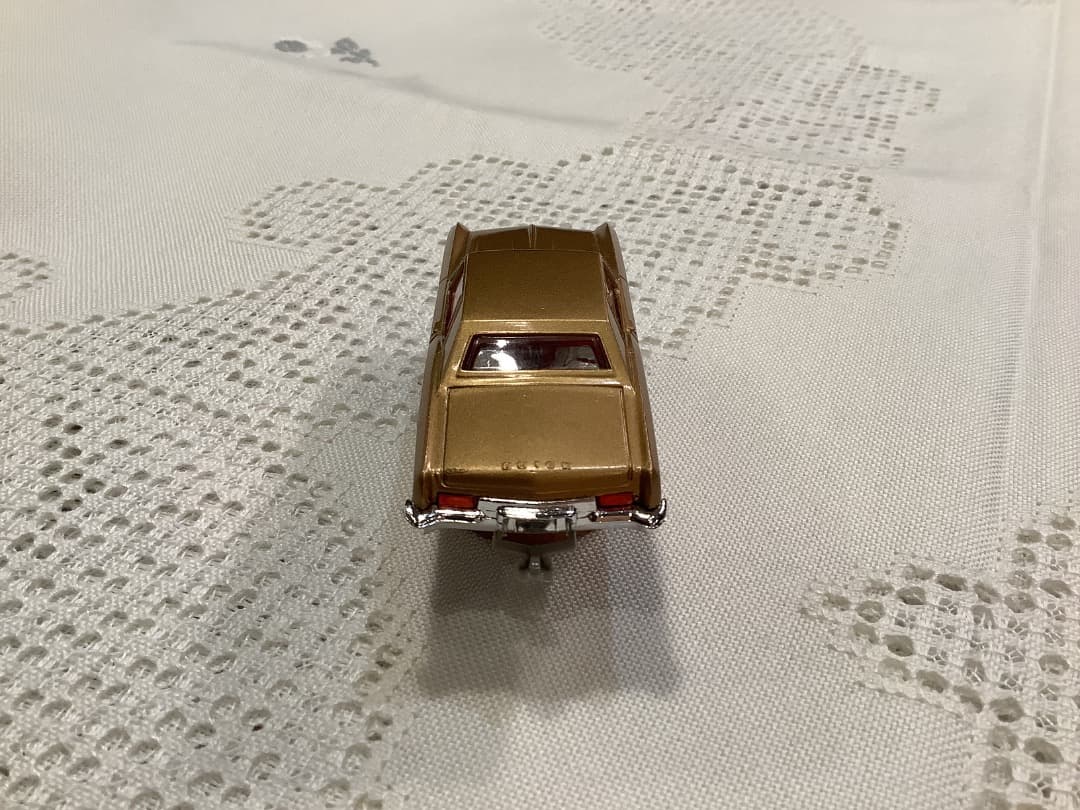 美品　コーギートイズ　BUICK RIVIERA ミニカー